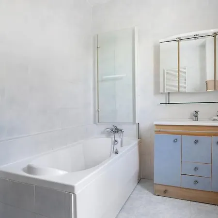 Villa 6 Pers. Arboree, Piscine Et Climatisation