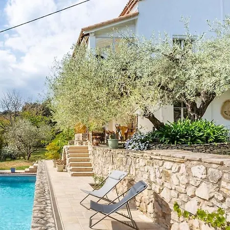 6 Pers. Arboree, Piscine Et Climatisation * Nîmes